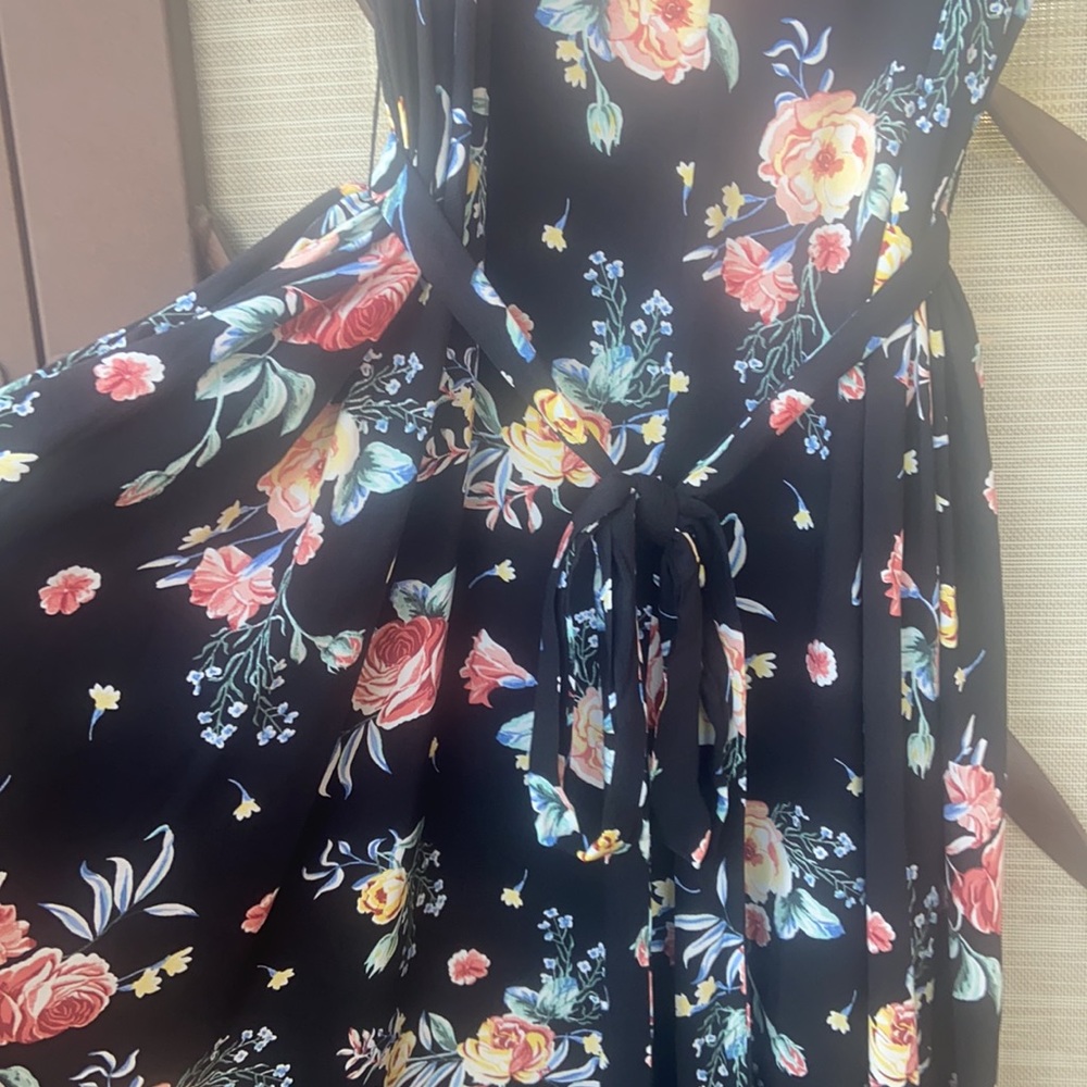 New Torrid Black Floral Summer Dress w/ POCKETS❣️ - Picture 2 of 16
